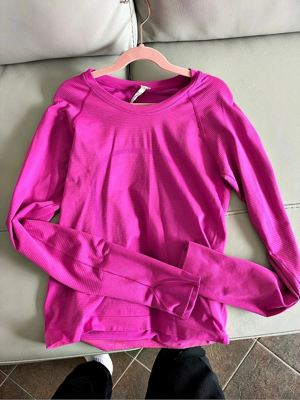 Lululemon Swiftly Tech Long-Sleeve Shirt 2.0 Long Sleeve Athletic Top in Pink